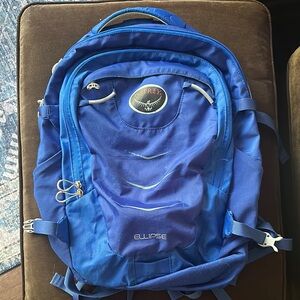 Osprey Blue Backpack with Rounded Shape and Medium Size ELLIPSE